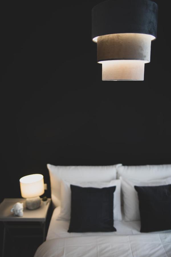 Black Pearl Apt In Koukaki Афины Экстерьер фото